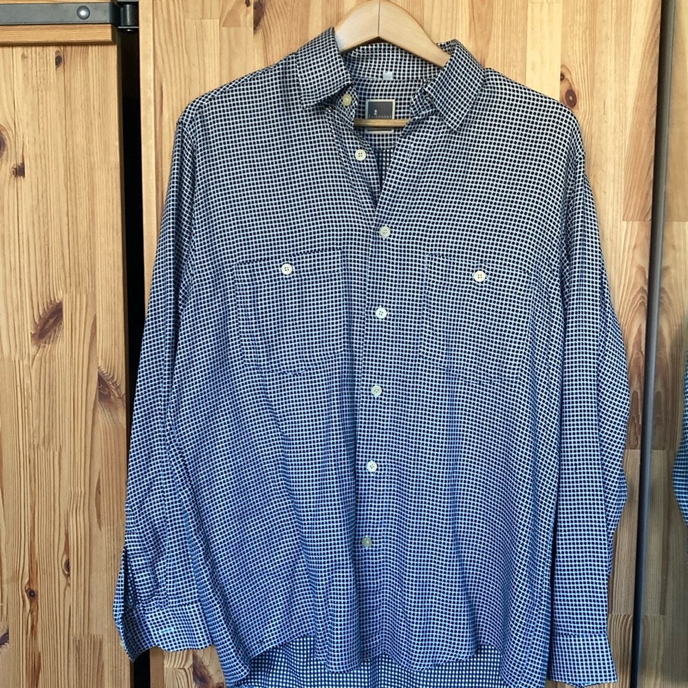 ⭐️ Vintage Fairbanks Facts button-down shirt (size L42) ⭐️